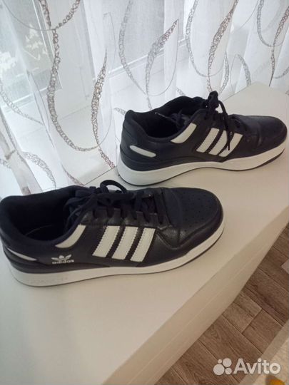 Adidas мужские кроссовки новые