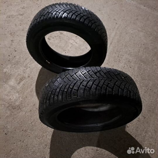 Michelin X-Ice North 4 215/60 R17 100