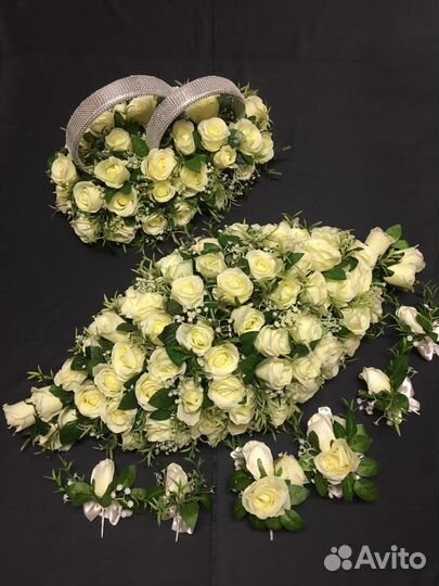 Свадебные украшения на машину