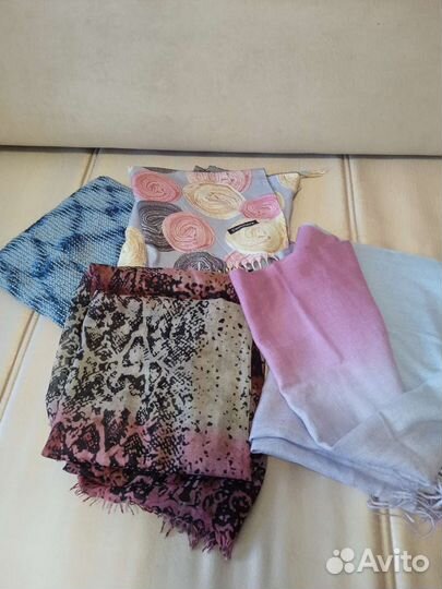 Шарфы и палантины женские