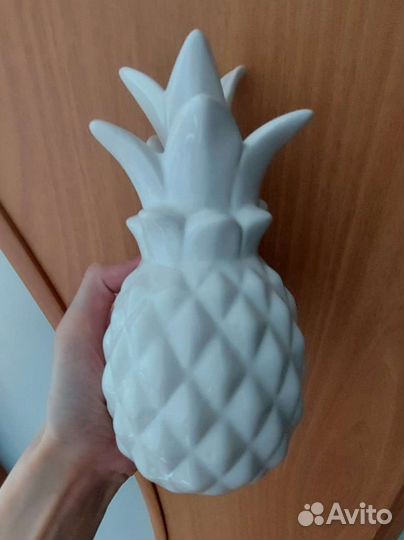 Декоративная фигурка 