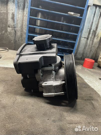 Насос гура w211 MB E-Class om646