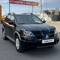 Mitsubishi Outlander 2.4 MT, 2006, 255 600 км, с пробегом, цена 660 000 руб.