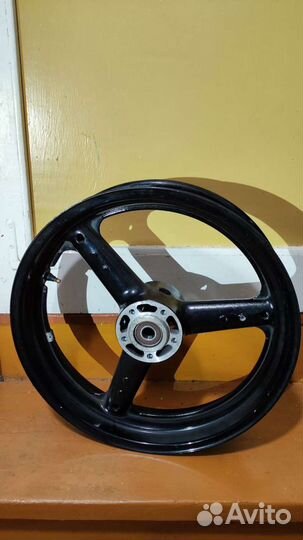 Переднее колесо gsf1200