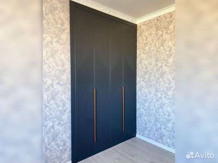 Шкаф с антресолью