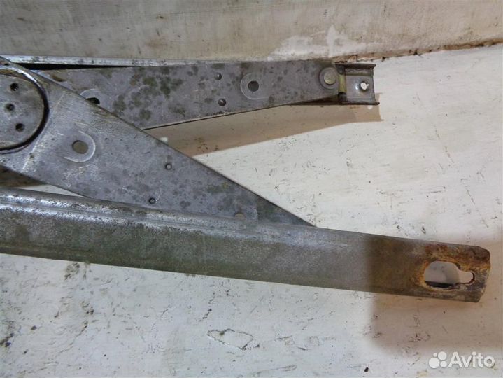 Стеклоподъемник электр. передний правый Dodge Int