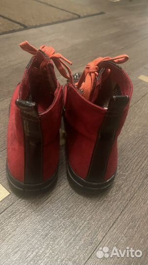 Замшевые ботинки