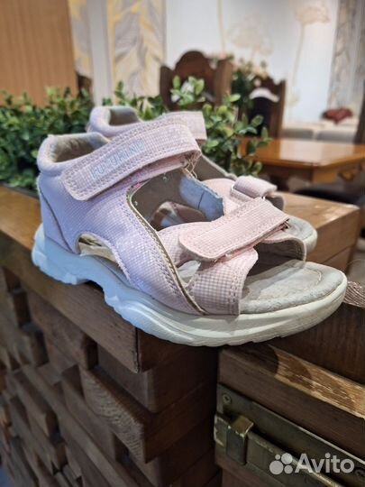 Босоножки для девочки