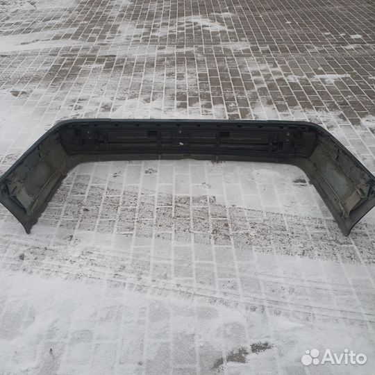 Задний бампер