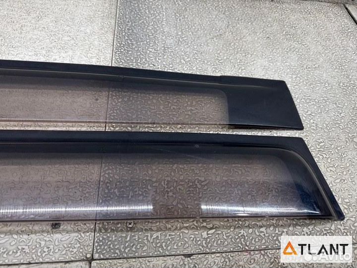 Ветровики комплект toyota voxy