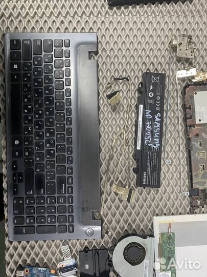 Ноутбук Samsung NP350V5C по запчастям