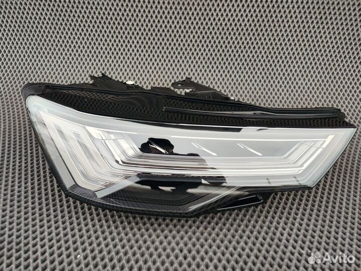 Фара правая диодная full LED matrix Audi A6 C8
