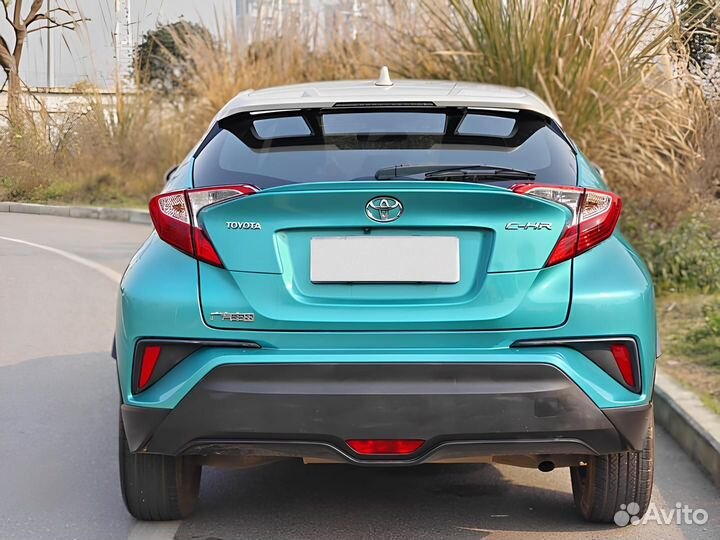 Toyota C-HR 2.0 CVT, 2021, 28 000 км