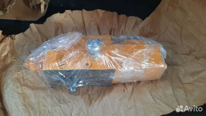 Регулятор Liebherr 9074720