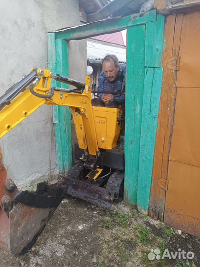 Услуги миниэкскаватора