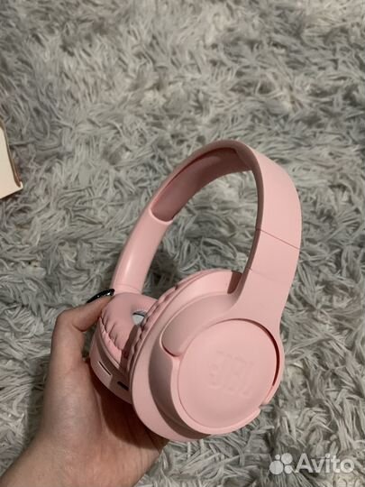 Беспроводные наушники jbl розовые