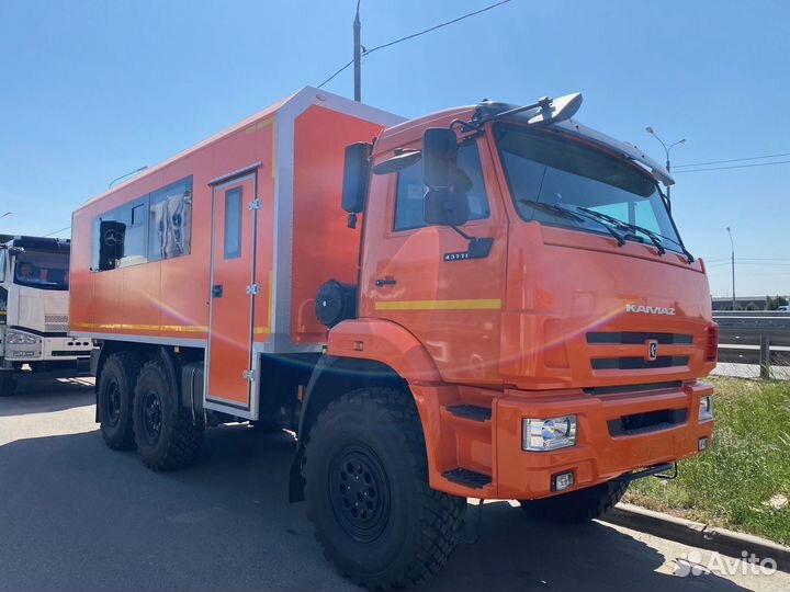 Вахтовый автобус КАМАЗ 42261, 2024