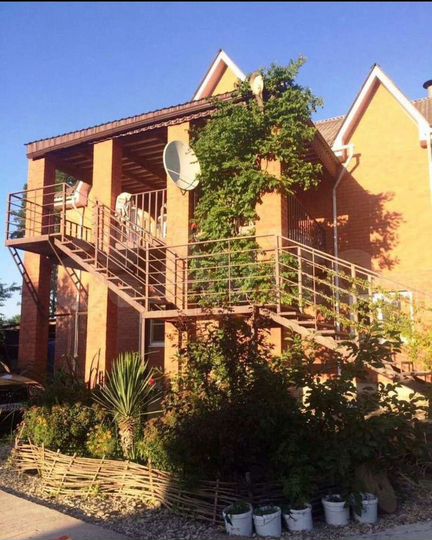 Дом 210 м² на участке 16,5 сот.