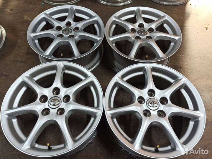 Диски 17 5х114,3 оригинал Тойота из Японии