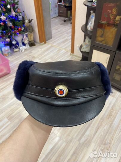 Головной убор и галстук фссп