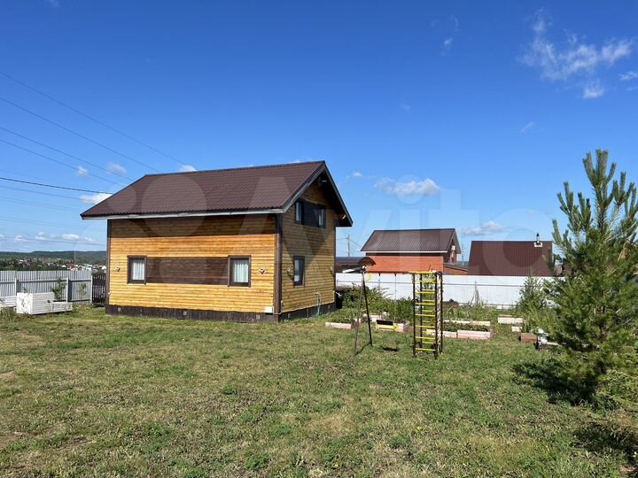 Дом 93,6 м² на участке 9,8 сот.