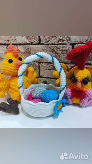 Вязаные цыплята