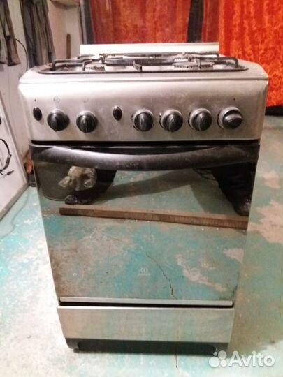 Продам газовую плиту 50 см