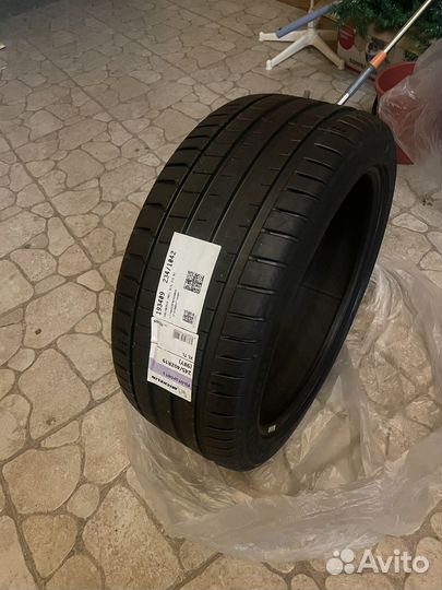 Michelin Pilot Sport 5 245/40 R19 98Y