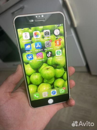 iPhone 8 Plus, 128 ГБ