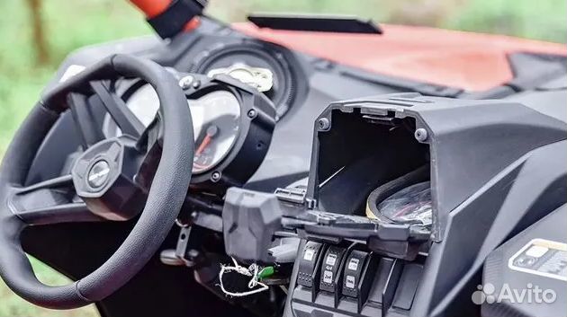 Держатель планшета-бардачок BRP Can-Am Maverick X3