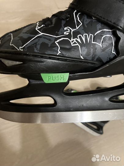 Коньки хоккейные