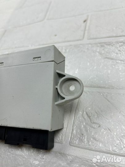 Блок управления дверью передний правый Bmw 7