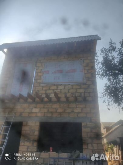 Бригада строителей