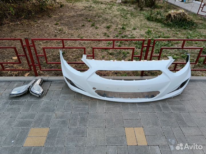 Бампер и противотуманки Hyundai Solaris 1