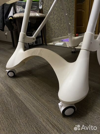 Стульчик для кормления carrello