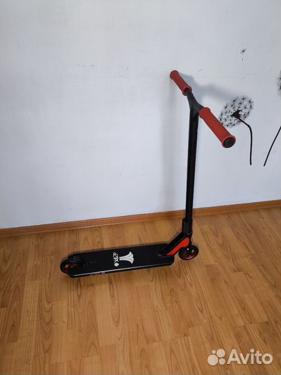 Трюковой самокат Aztec fountain 