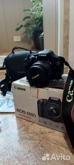 Фотоаппарат Canon eos 600d