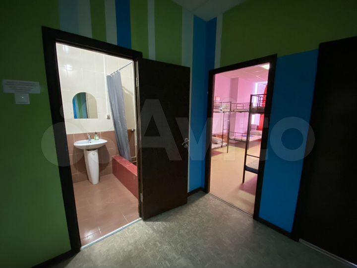 Комната 36 м² в > 9-к., 5/5 эт.