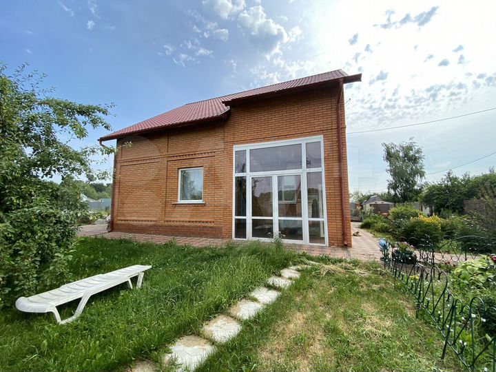 Дом 228 м² на участке 12 сот.