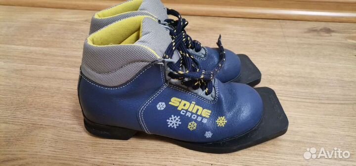 Лыжные ботинки детские 32