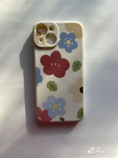 Силиконовый чехол на iPhone 14