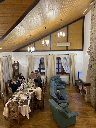 Коттедж 200 м² на участке 100 сот.