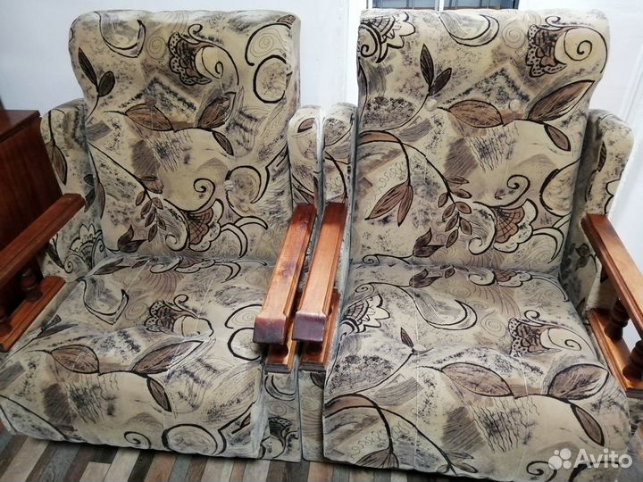 Диван и 2 кресла б/у