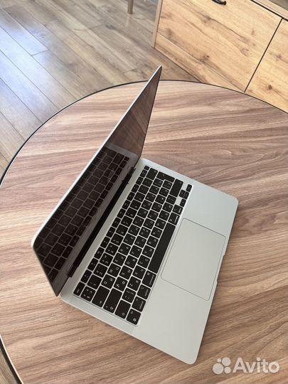 Ноутбук Apple MacBook Air A2337