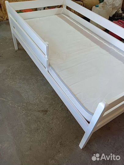 Детская кровать с матрасом 16080