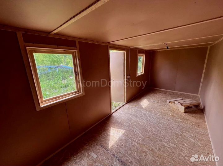 Вагончик с надежной крышей