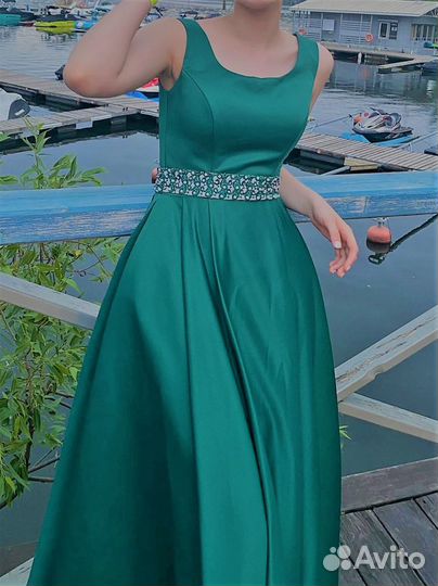 Изумрудное платье Vita brava