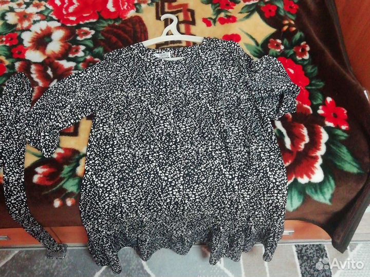 Платье с ремешком