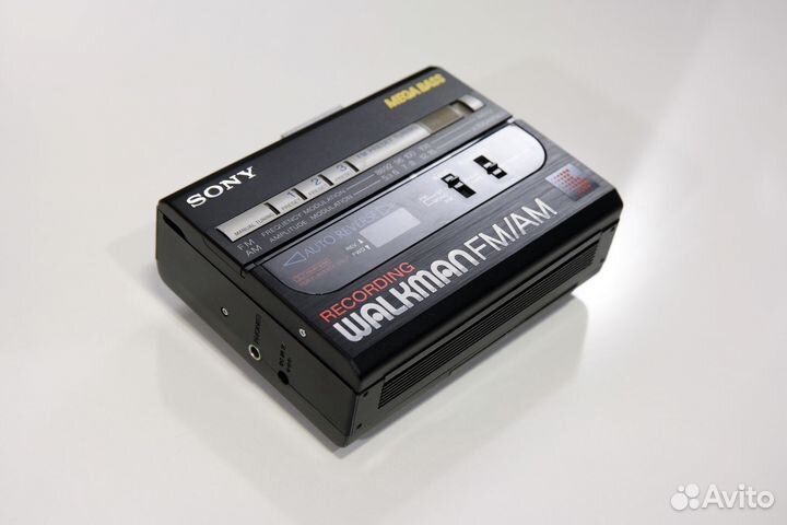 Кассетный плеер Sony Walkman WM-AF67/BF67
