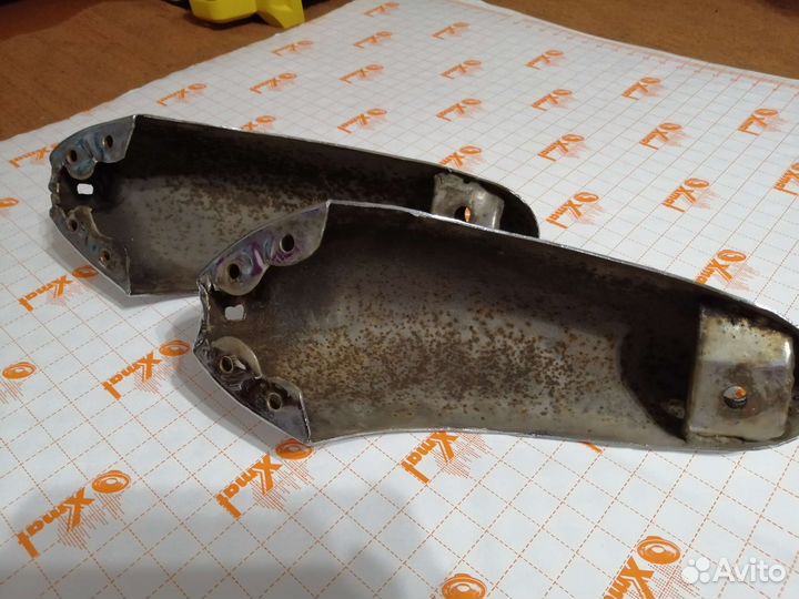 Уголки бампера газ 24